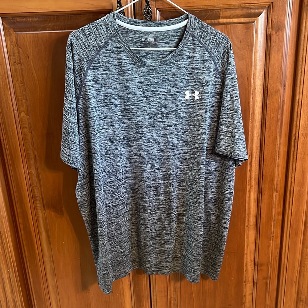 Under Armour, Dri-Fit, short sleeve shirt.